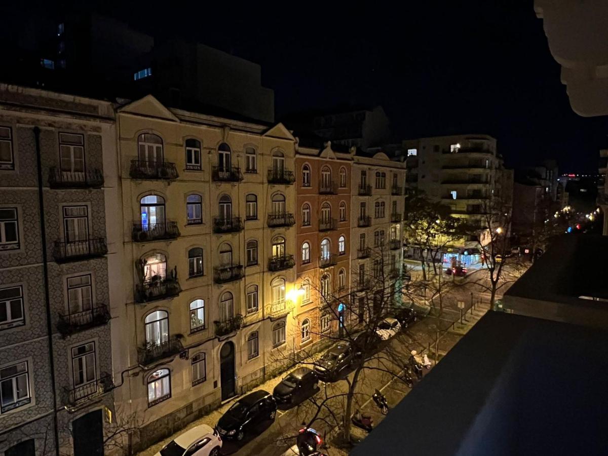 Solo Grande Con Balcon * Lissabon